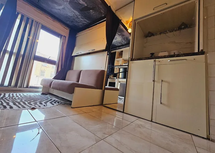 Cosy And Functional Studio In London