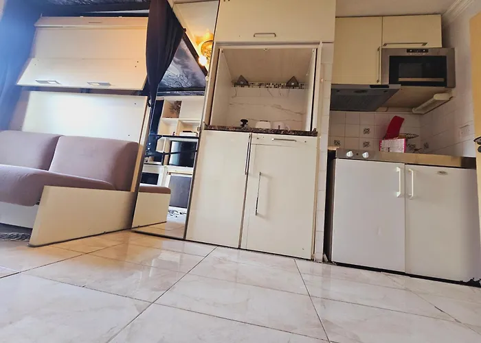 Cosy And Functional Studio In London